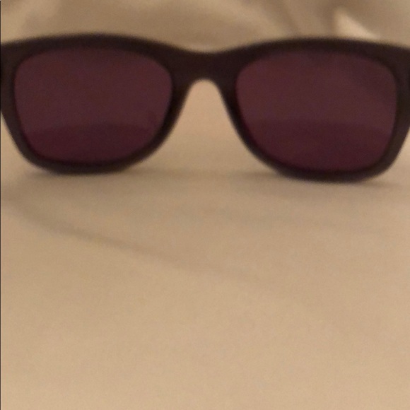 Burberry Sunglasses wayfarer BE4211 - Picture 4 of 6